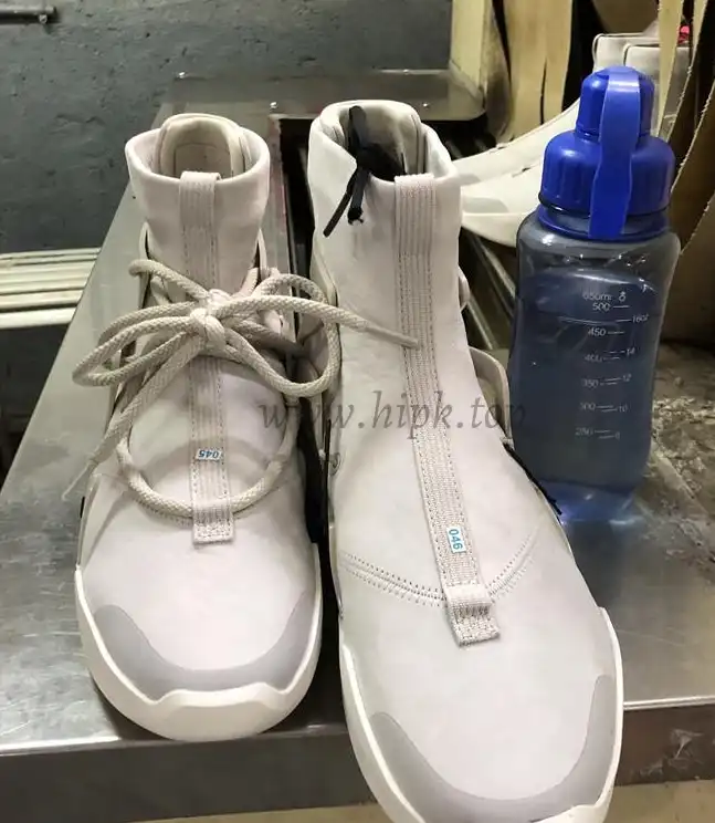 EXCLUSIVE RETAIL PK GOD NIKE AIR FEAR OF GOD 1 LIGHT BONE BLACK AR4237-002 READY TO SHIP