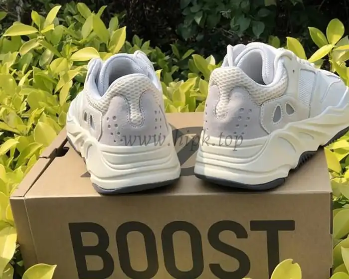 PK GOD Yeezy 700 Boost “ANALOG”retail materials ready to ship