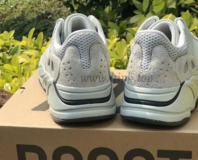 PK GOD Yeezy 700 Boost “SALT”retail materials ready to ship