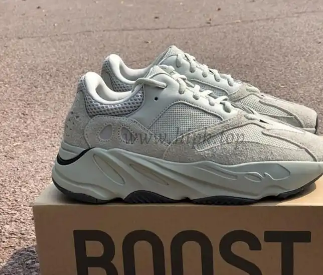 PK GOD Yeezy 700 Boost “SALT”retail materials ready to ship