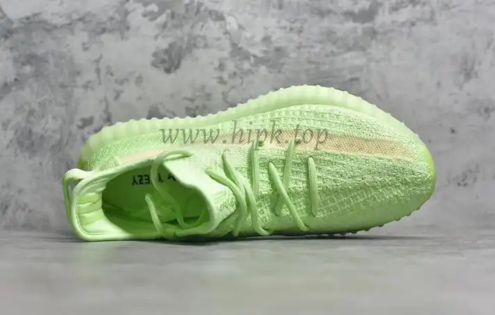 EXCLUSIVE GOD YEEZY 350 V2 GID GLOW WITH REAL PREMEKNIT FROM HUAYIYI WHICH OFFER PRIMEKNIT TO ADIDAS DIRECTLY READY TO SHIP