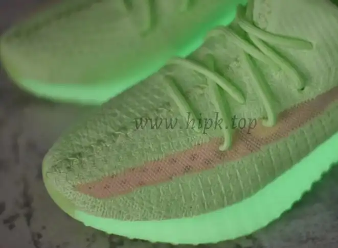 EXCLUSIVE GOD YEEZY 350 V2 GID GLOW WITH REAL PREMEKNIT FROM HUAYIYI WHICH OFFER PRIMEKNIT TO ADIDAS DIRECTLY READY TO SHIP