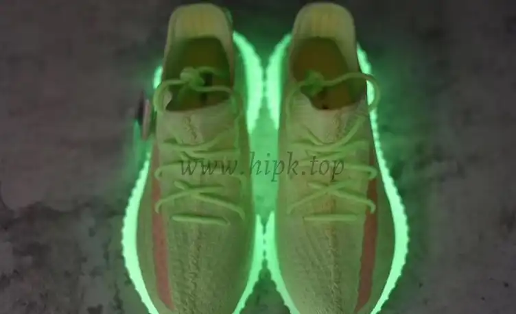 EXCLUSIVE GOD YEEZY 350 V2 GID GLOW WITH REAL PREMEKNIT FROM HUAYIYI WHICH OFFER PRIMEKNIT TO ADIDAS DIRECTLY READY TO SHIP