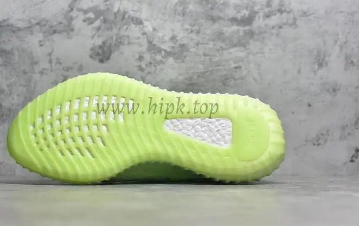 EXCLUSIVE GOD YEEZY 350 V2 GID GLOW WITH REAL PREMEKNIT FROM HUAYIYI WHICH OFFER PRIMEKNIT TO ADIDAS DIRECTLY READY TO SHIP