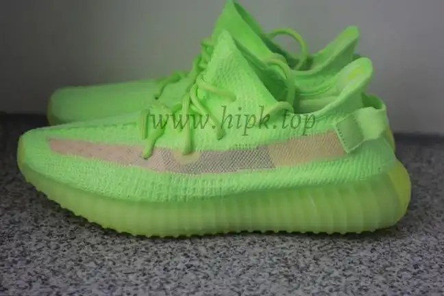 EXCLUSIVE GOD YEEZY 350 V2 GID GLOW WITH REAL PREMEKNIT FROM HUAYIYI WHICH OFFER PRIMEKNIT TO ADIDAS DIRECTLY READY TO SHIP