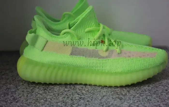 EXCLUSIVE GOD YEEZY 350 V2 GID GLOW WITH REAL PREMEKNIT FROM HUAYIYI WHICH OFFER PRIMEKNIT TO ADIDAS DIRECTLY READY TO SHIP