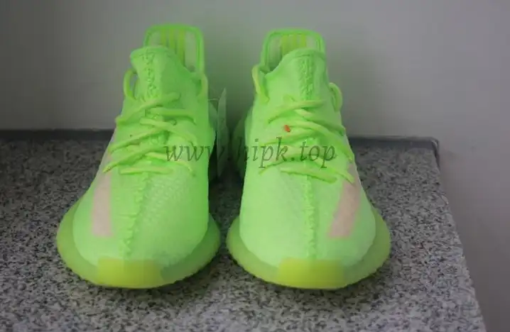 EXCLUSIVE GOD YEEZY 350 V2 GID GLOW WITH REAL PREMEKNIT FROM HUAYIYI WHICH OFFER PRIMEKNIT TO ADIDAS DIRECTLY READY TO SHIP