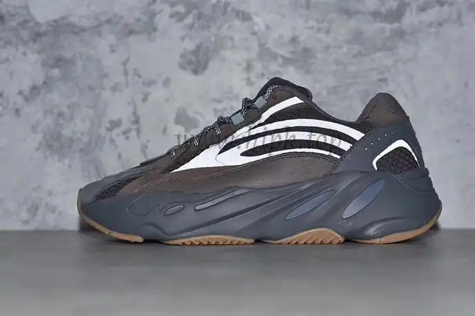 PK GOD Yeezy 700 Boost “Geode ”retail materials ready to ship