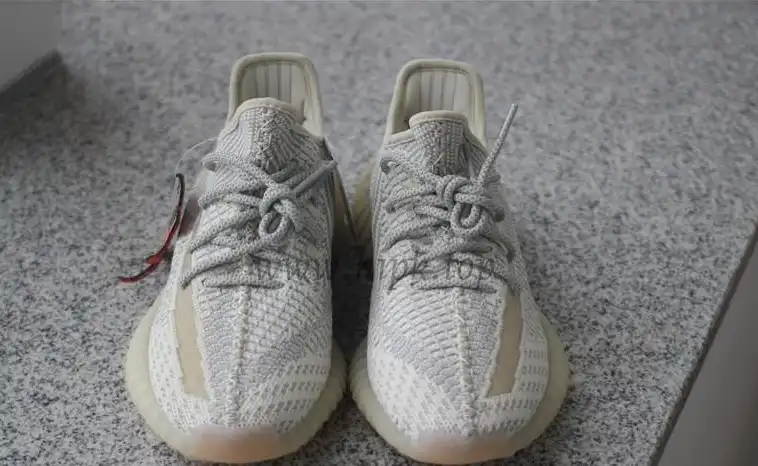 EXCLUSIVE PK GOD YEEZY 350 V2 Lundmark WITH REAL PREMEKNIT FROM HUAYIYI WHICH OFFER PRIMEKNIT TO ADIDAS DIRECTLY READY TO SHIP