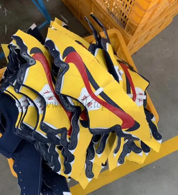 PK God exclusive Nike Sacai Blazer Hi Snow Beach MID yellow with real materails ready to ship