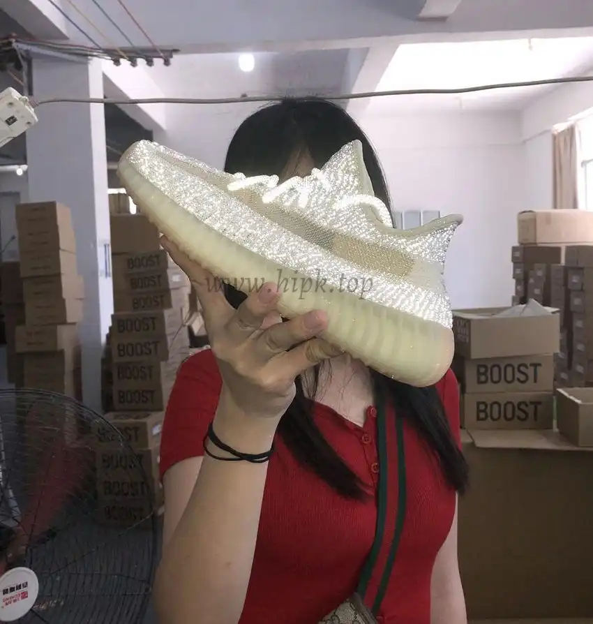 EXCLUSIVE PK GOD YEEZY 350 V2 Lundmark 3M reflective WITH REAL PREMEKNIT FROM HUAYIYI WHICH OFFER PRIMEKNIT TO ADIDAS DIRECTLY READY TO SHIP