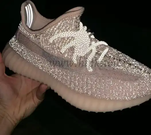 EXCLUSIVE PK GOD YEEZY 350 V2 SYNTH 3M reflective WITH REAL PREMEKNIT FROM HUAYIYI WHICH OFFER PRIMEKNIT TO ADIDAS DIRECTLY READY TO SHIP