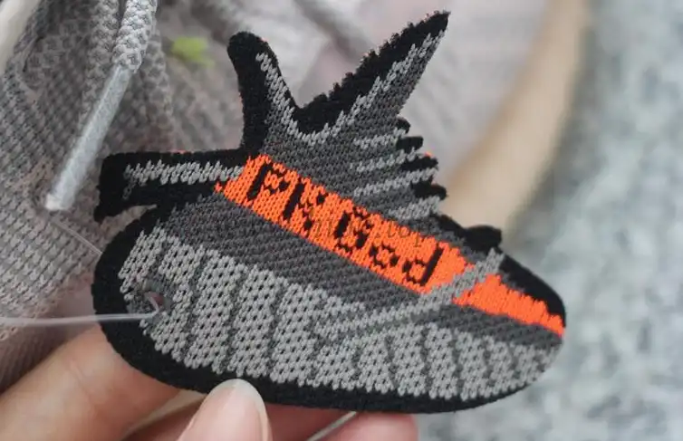 EXCLUSIVE PK GOD YEEZY 350 V2 SYNTH NON REFLECTIVE WITH REAL PREMEKNIT FROM HUAYIYI WHICH OFFER PRIMEKNIT TO ADIDAS DIRECTLY READY TO SHIP