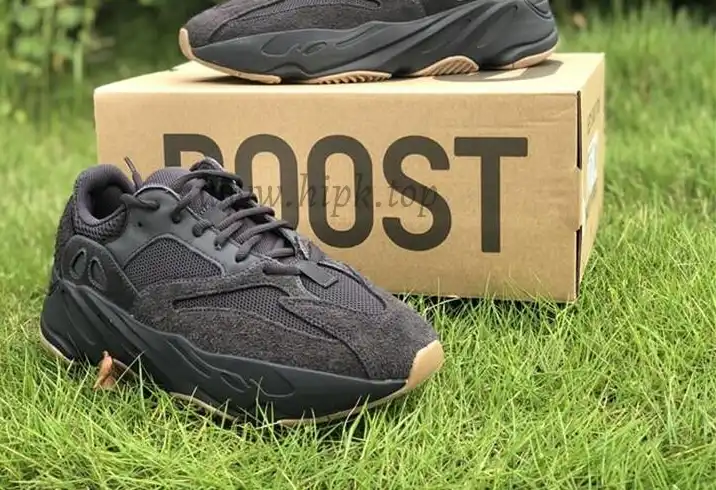 PK GOD YEEZY 700 “Utility Black”FV 5304 RETAIL MATERIALS READY TO SHIP