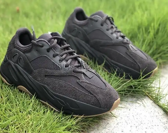 PK GOD YEEZY 700 “Utility Black”FV 5304 RETAIL MATERIALS READY TO SHIP