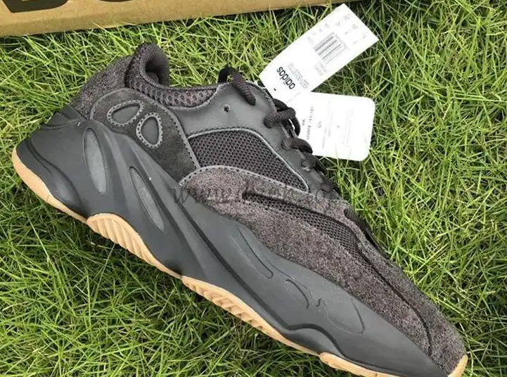 PK GOD YEEZY 700 “Utility Black”FV 5304 RETAIL MATERIALS READY TO SHIP