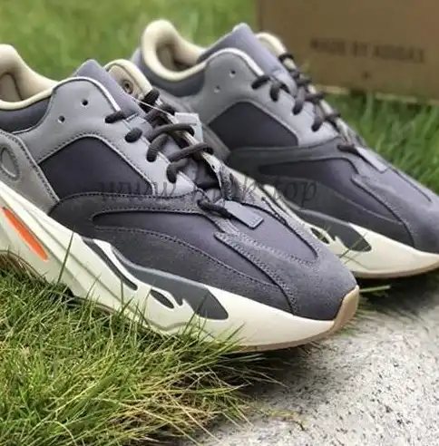 PK God yeezy 700 Carbon Blue retail materials ready to ship