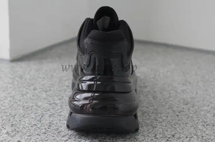 PK God Balen Triple S Designer David Tourniaire launches brand “Shoes 53045”all black retail materials ready to ship