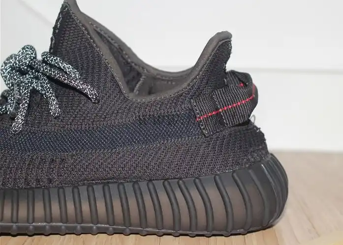 Exclusive GOD YEEZY 350 V2 Black WITH REAL PREMEKNIT FROM HUAYIYI WHICH OFFER PRIMEKNIT TO ADIDAS DIRECTLY READY TO SHIP