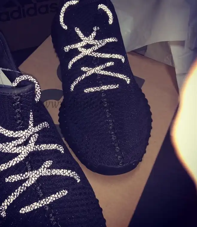 Exclusive GOD YEEZY 350 V2 Black WITH REAL PREMEKNIT FROM HUAYIYI WHICH OFFER PRIMEKNIT TO ADIDAS DIRECTLY READY TO SHIP