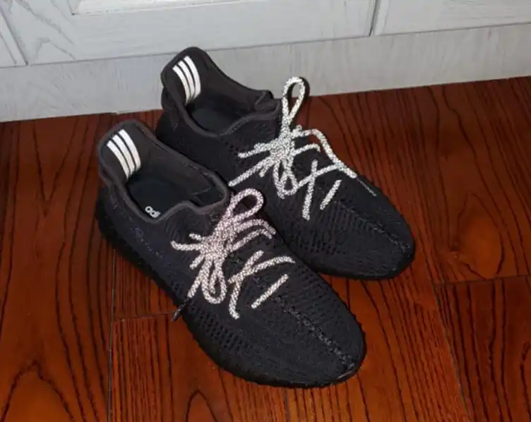 Exclusive GOD YEEZY 350 V2 Black WITH REAL PREMEKNIT FROM HUAYIYI WHICH OFFER PRIMEKNIT TO ADIDAS DIRECTLY READY TO SHIP