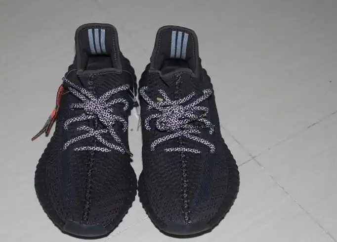 Exclusive GOD YEEZY 350 V2 Black WITH REAL PREMEKNIT FROM HUAYIYI WHICH OFFER PRIMEKNIT TO ADIDAS DIRECTLY READY TO SHIP