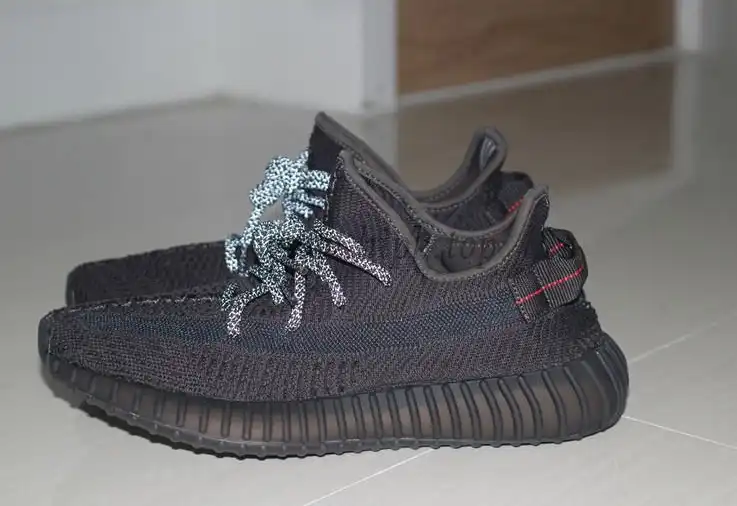 Exclusive GOD YEEZY 350 V2 Black WITH REAL PREMEKNIT FROM HUAYIYI WHICH OFFER PRIMEKNIT TO ADIDAS DIRECTLY READY TO SHIP