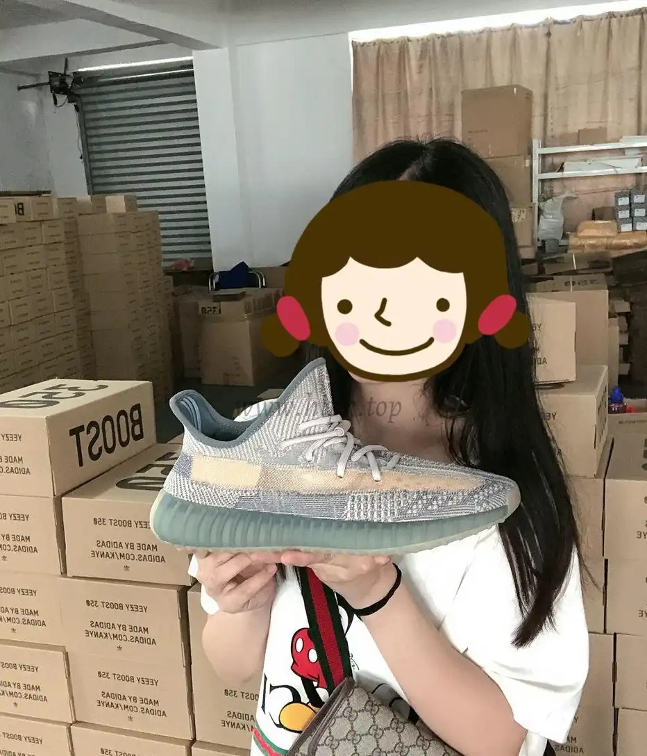 EXCLUSIVE PK GOD YEEZY 350 V2 IsrafilWITH REAL PREMEKNIT FROM HUAYIYI WHICH OFFER PRIMEKNIT TO ADIDAS DIRECTLY READY to ship