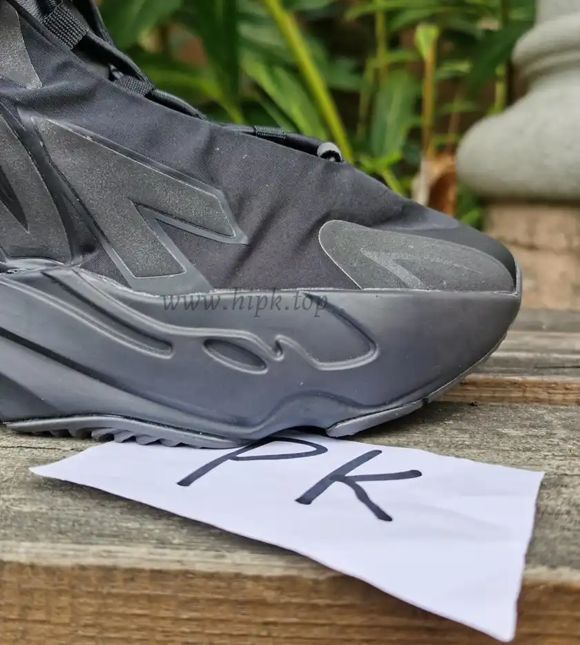 PKGod yeezy boost 700 MNVN black retail materials ready to ship