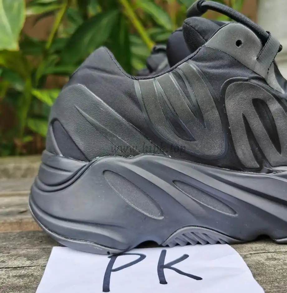 PKGod yeezy boost 700 MNVN black retail materials ready to ship