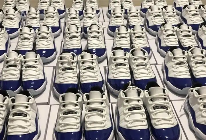 PKGOD Air Jordan 11 Low WMNS “Concord”retail materials ready to ship