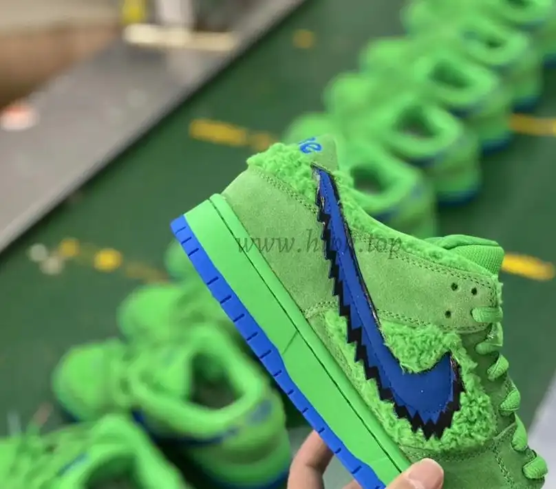 PKGOD exclusive Grateful Dead X SB dunk low pro Green bear ready to ship