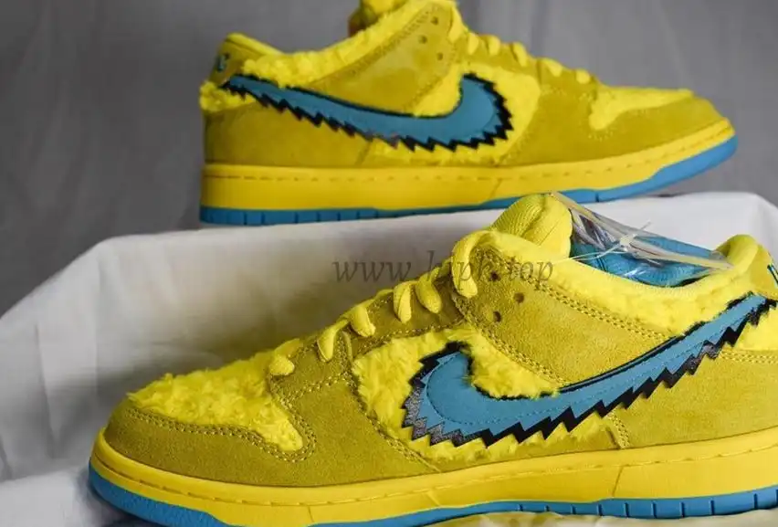 PKGOD exclusive Grateful Dead X SB dunk low pro Opti Yellow ready to ship