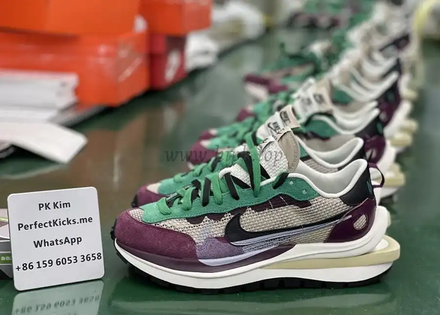 PK God sacai X Nike vaporwaffle string villain red retail materials ready to ship