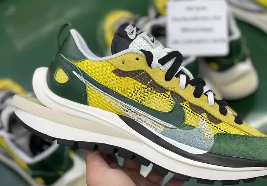 PK God sacai X Nike vaporwaffle tour yellowretail materials ready to ship