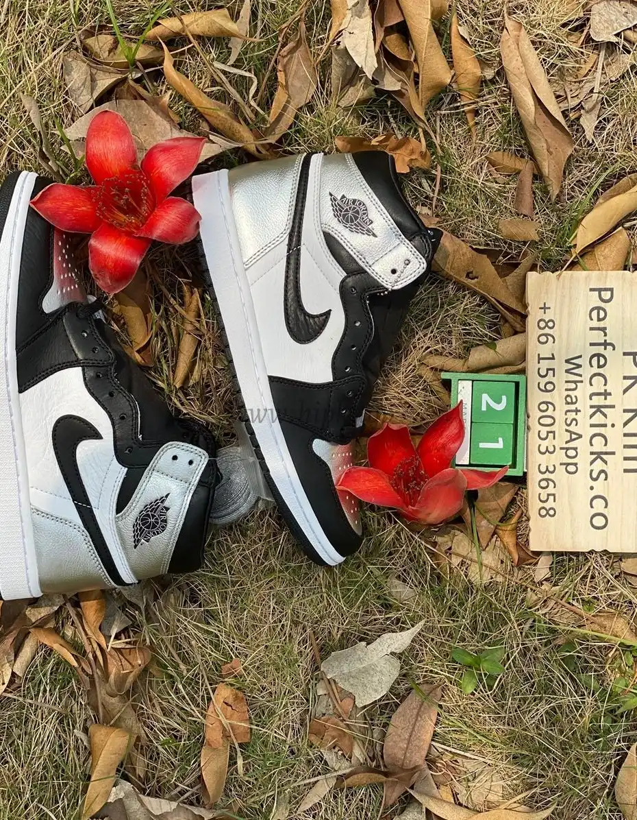 Pk god air Jordan 1 OG retro silver toe retail materials ready on March 10th