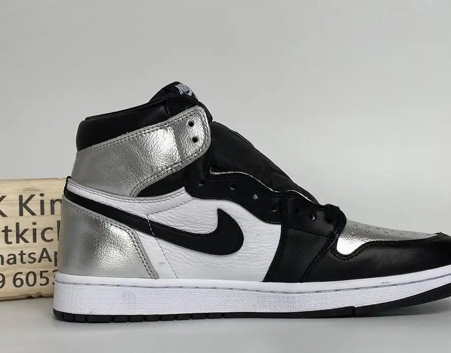 Pk god air Jordan 1 OG retro silver toe retail materials ready on March 10th