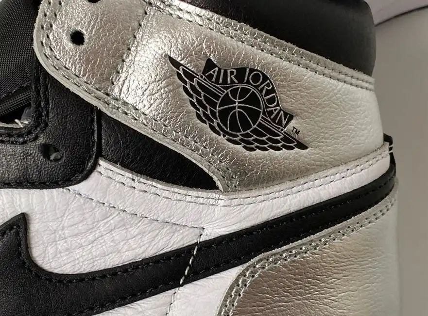 Pk god air Jordan 1 OG retro silver toe retail materials ready on March 10th