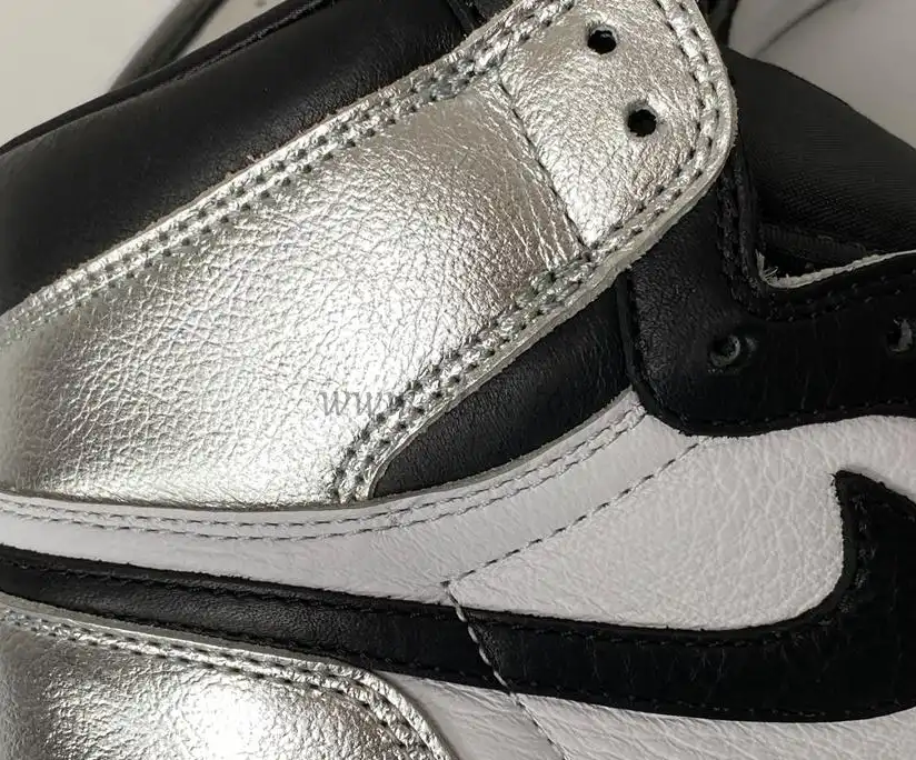 Pk god air Jordan 1 OG retro silver toe retail materials ready on March 10th