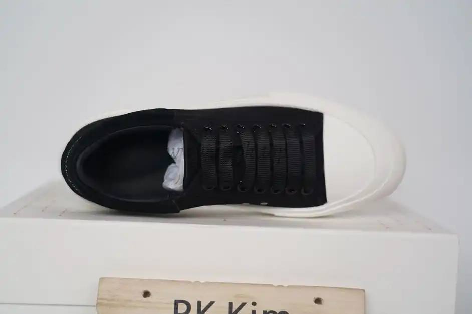 PK GOD ALXNDER MC MCQUEEN PARIS lowBlackSUEDE HEEL BEST VERSION READY TO SHIP