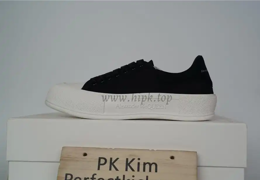 PK GOD ALXNDER MC MCQUEEN PARIS lowBlackSUEDE HEEL BEST VERSION READY TO SHIP