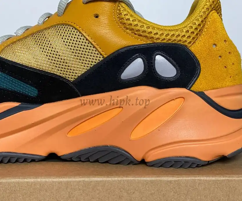 Pk god yeezy boost 700 Sun retail materials ready to ship