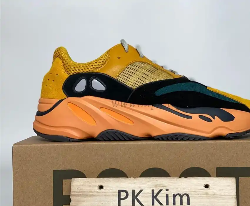 Pk god yeezy boost 700 Sun retail materials ready to ship