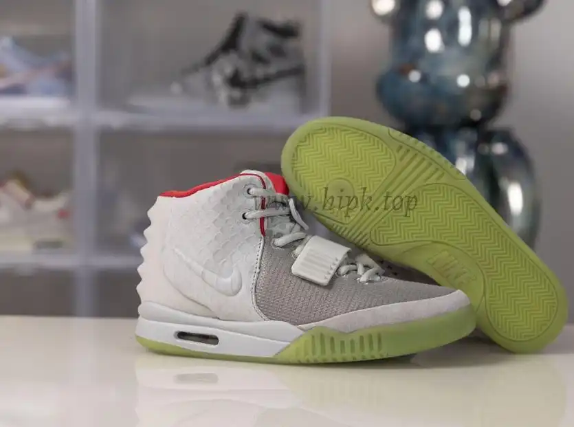 God Air Yeezy 2 Wolf Grey  Pure Platinum Real materials Limited pairs