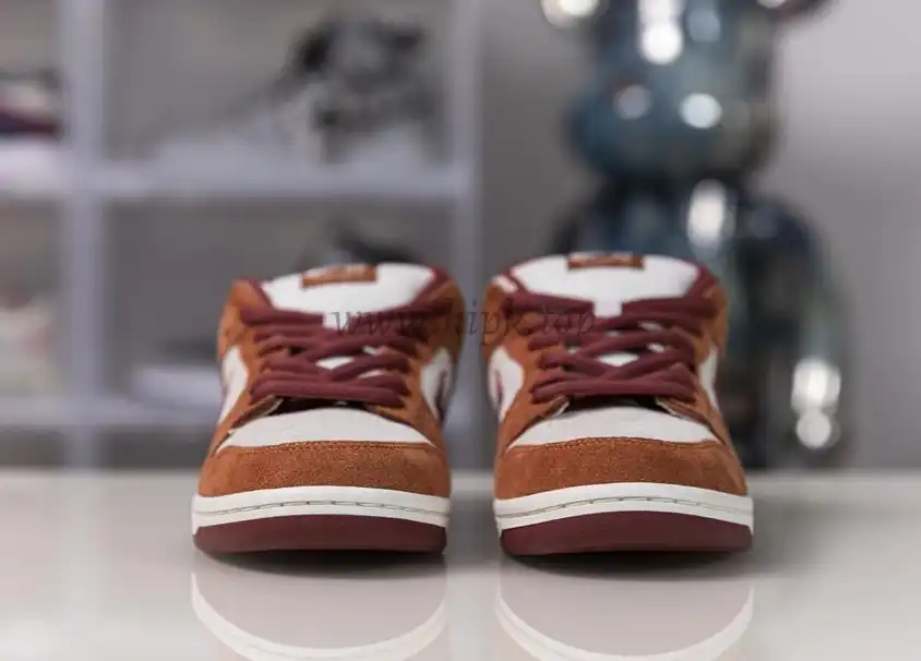 PK God Nike SB dunk Low Russet Cedar retail materials ready to ship