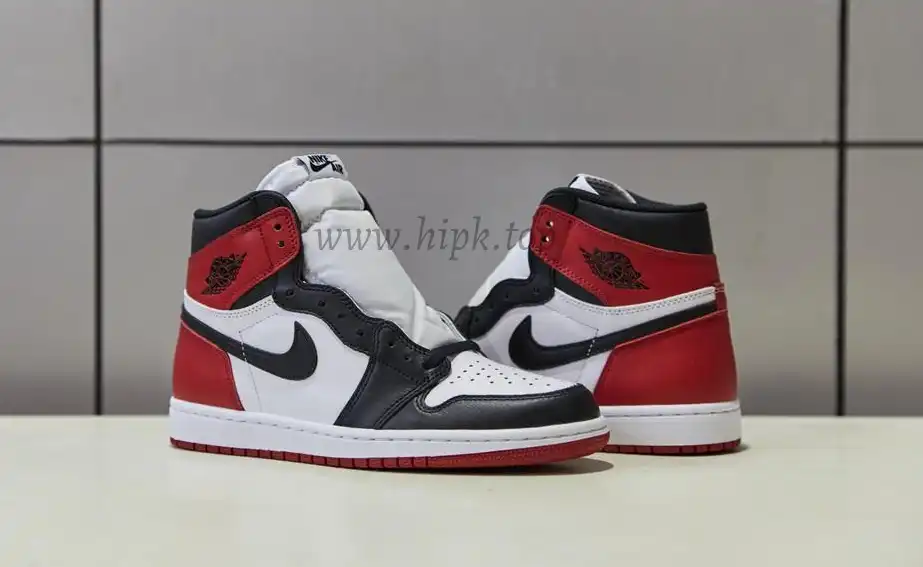 AIR JORDAN 1 OG RETRO HIGH BLACK TOE BEST VERSION