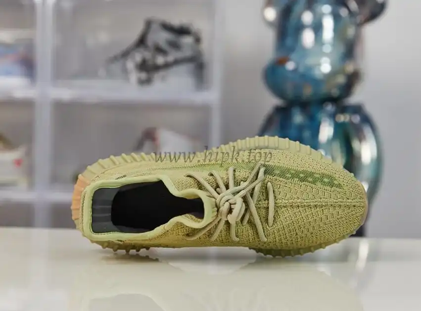 EXCLUSIVE PK GOD YEEZY 350 V2 SULFUR WITH REAL PREMEKNIT FROM HUAYIYI WHICH OFFER PRIMEKNIT TO ADIDAS DIRECTLY READY to ship