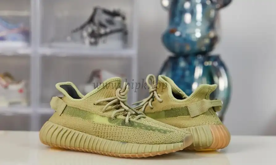 EXCLUSIVE PK GOD YEEZY 350 V2 SULFUR WITH REAL PREMEKNIT FROM HUAYIYI WHICH OFFER PRIMEKNIT TO ADIDAS DIRECTLY READY to ship