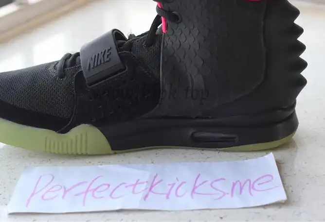 God Air Yeezy 2 Solar RedReal materials Limited pairs