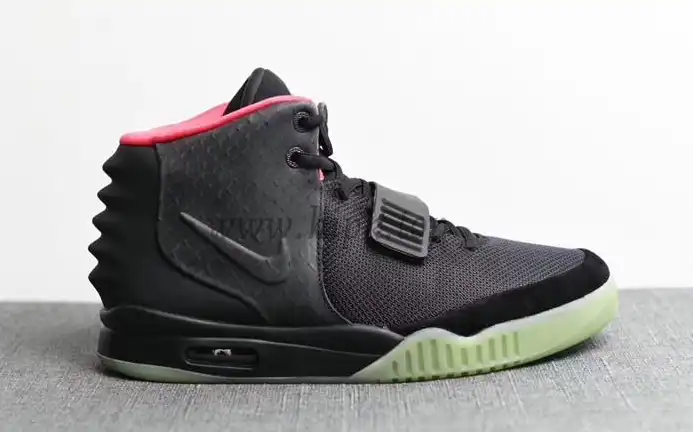 God Air Yeezy 2 Solar RedReal materials Limited pairs